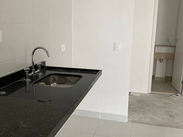 #190 - Apartamento para Venda em São Paulo - SP