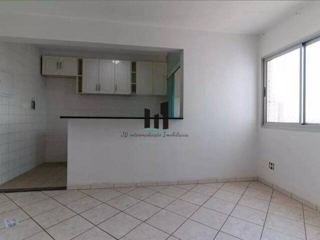 #210 - Apartamento para Venda em São Paulo - SP