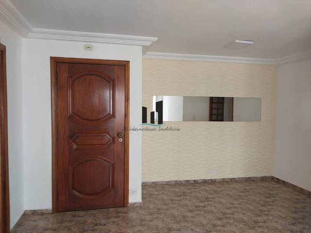 #220 - Apartamento para Venda em São Paulo - SP